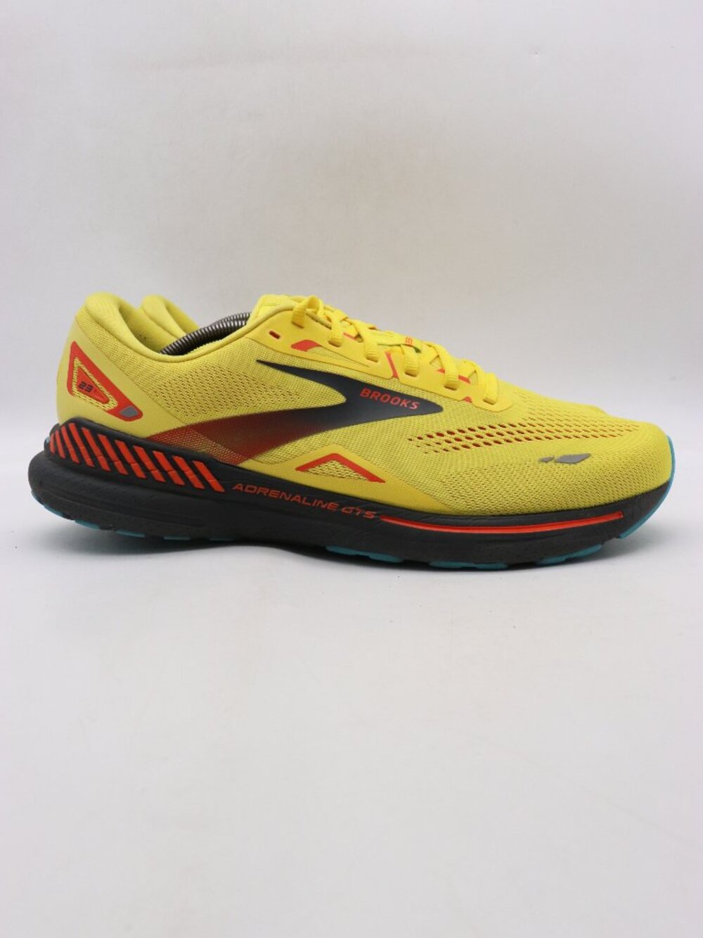 Brooks Adrenaline GTS 23 Running Yellow Men’s Size 13 D Sneakers 1103911D708